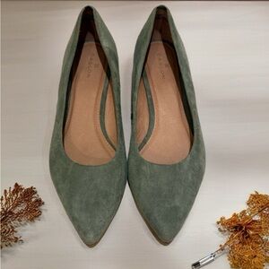 Caslon Women's Sage Green Suede Flats